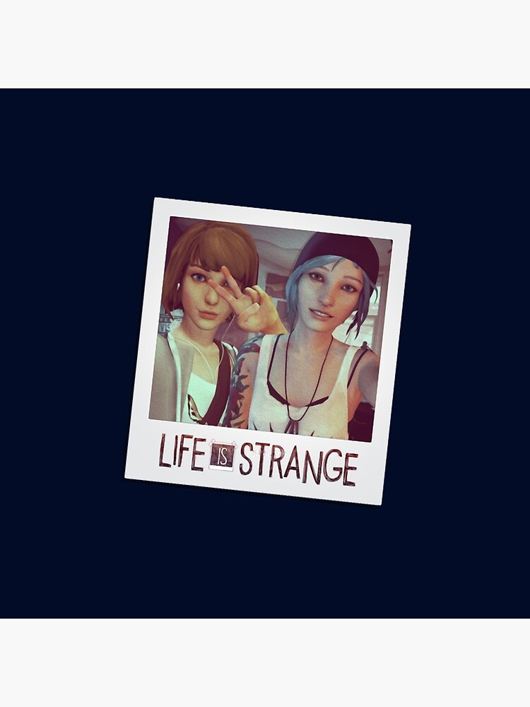 Max And Chloe Selfie Moment Throw Pillow - Image 2