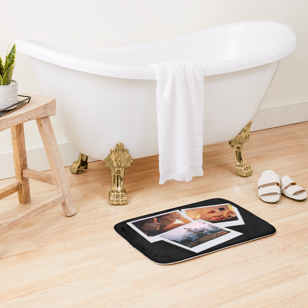 Life Is Strange Instant Photos Bath Mat - Image 2
