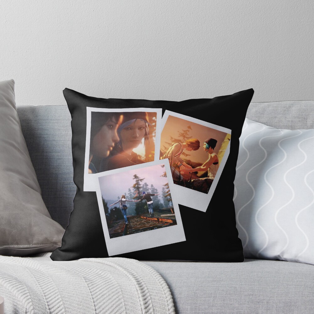 Life Is Strange Instant Photos Throw Pillow