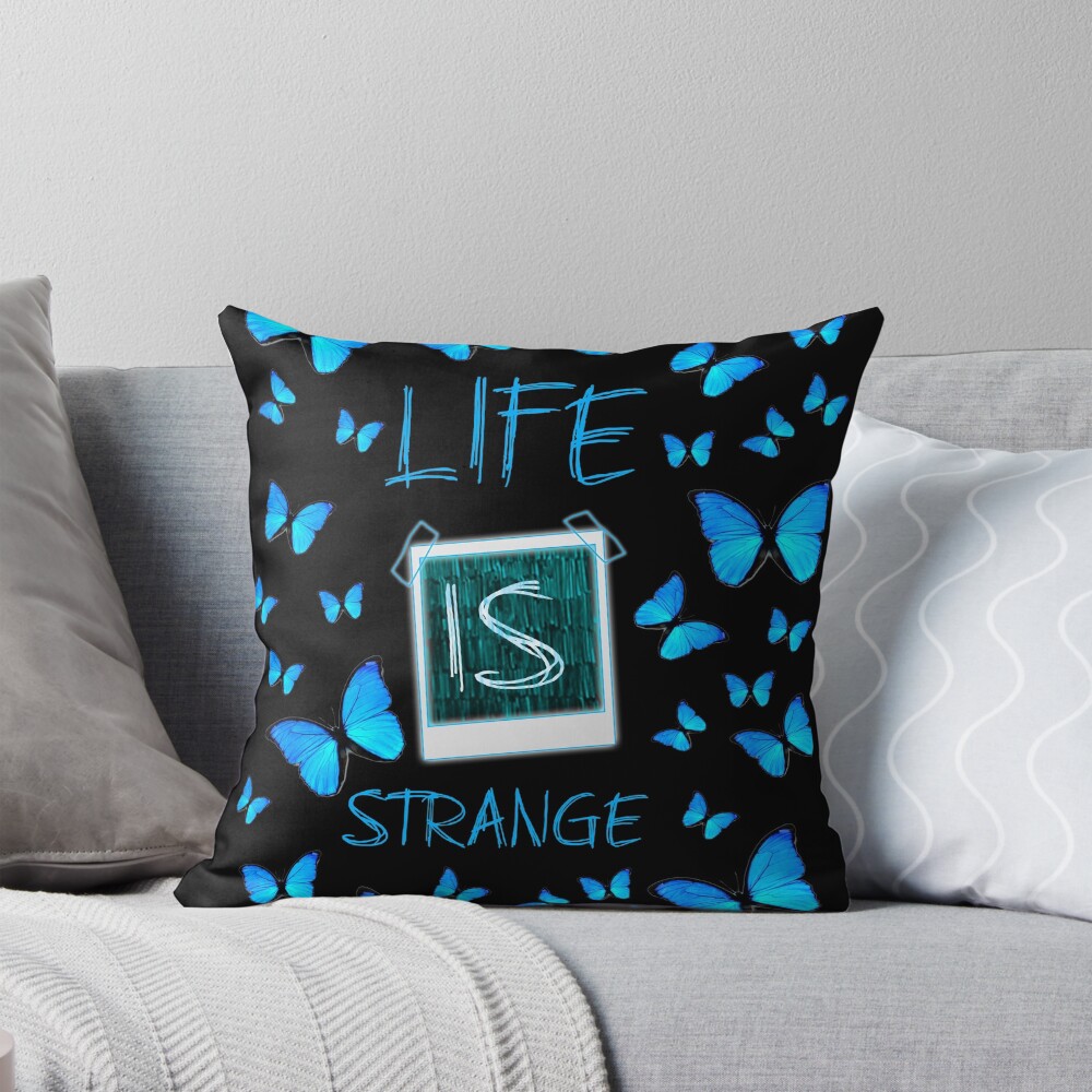 Life Is Strange Iconic Artwork Throw Pillow